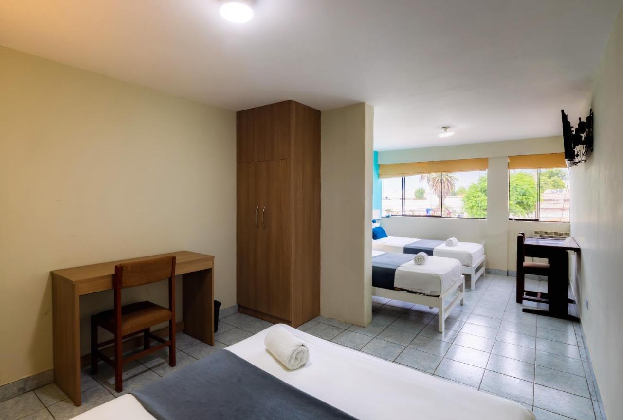 Hotel Country Trujillo Encalada Eksteriør bilde